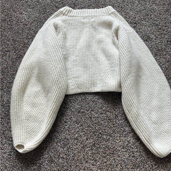 Urban Outfitters Ivory Ribbed Sweater size small - Picture 5 of 5